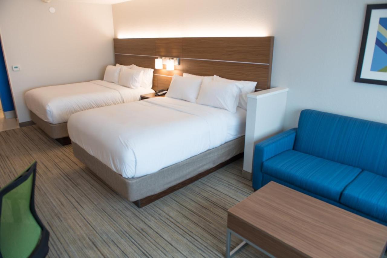 Holiday Inn Express & Suites Dayton North - Vandalia By Ihg Exterior photo