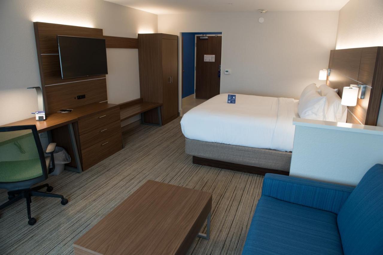 Holiday Inn Express & Suites Dayton North - Vandalia By Ihg Exterior photo